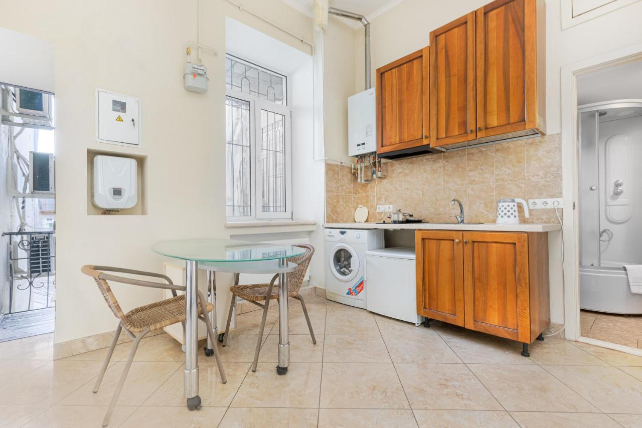 Aparthotel Leonrooms Odessza Kültér fotó