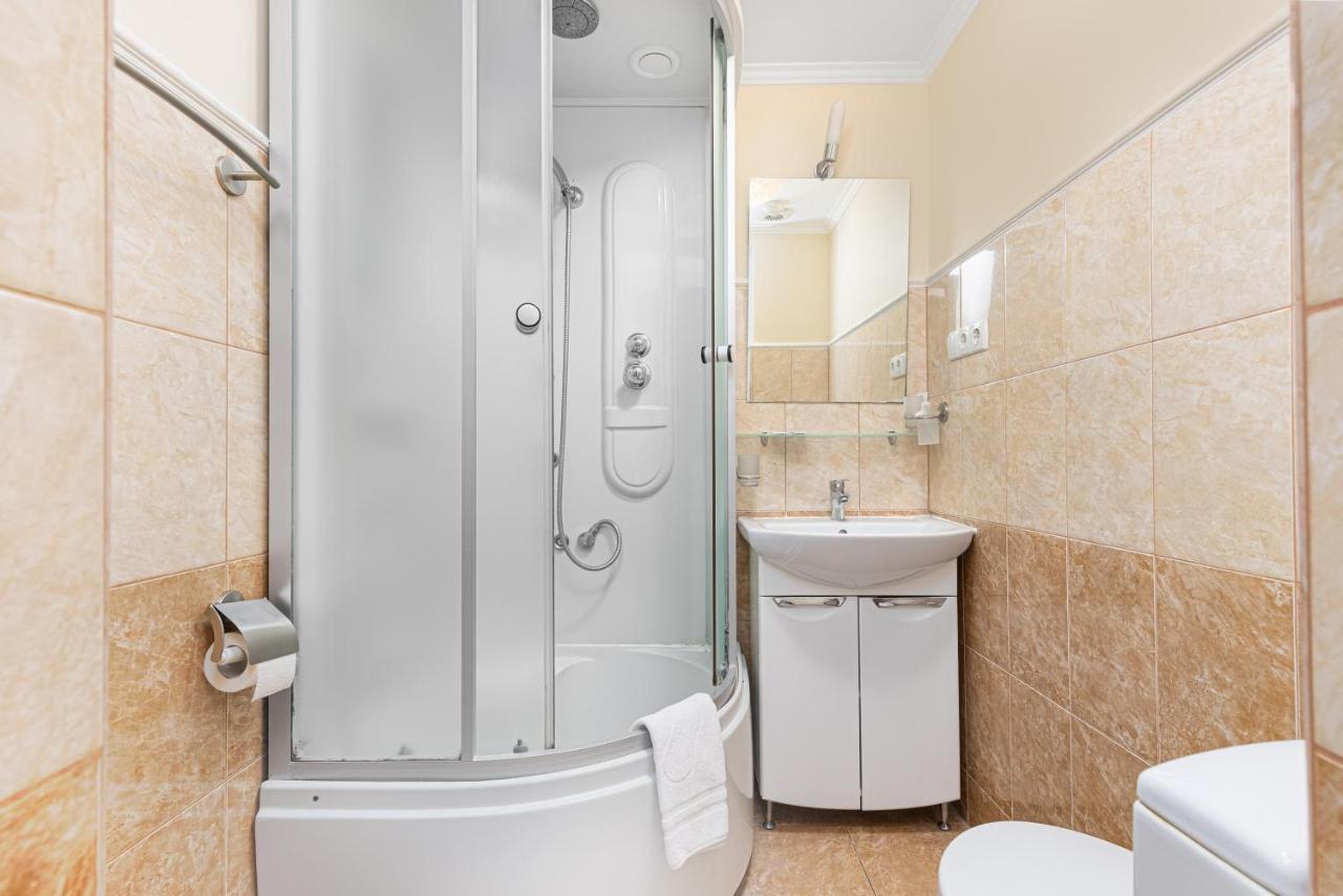 Aparthotel Leonrooms Odessza Kültér fotó