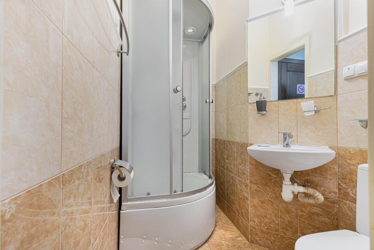 Aparthotel Leonrooms Odessza Kültér fotó